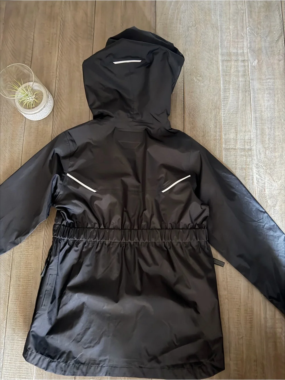 Patagonia Kids’ H2No Hooded Rain Jacket in Black, size XS (5–6) Unisex